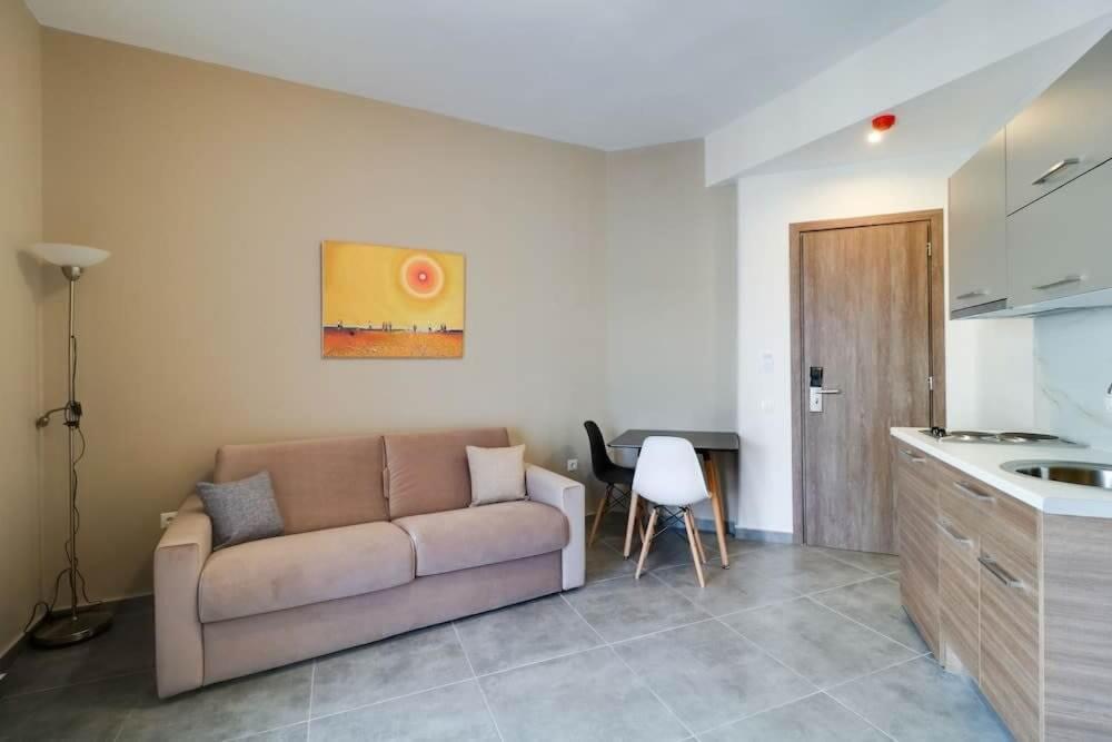 Hotel Continent Gagra Dış mekan fotoğraf