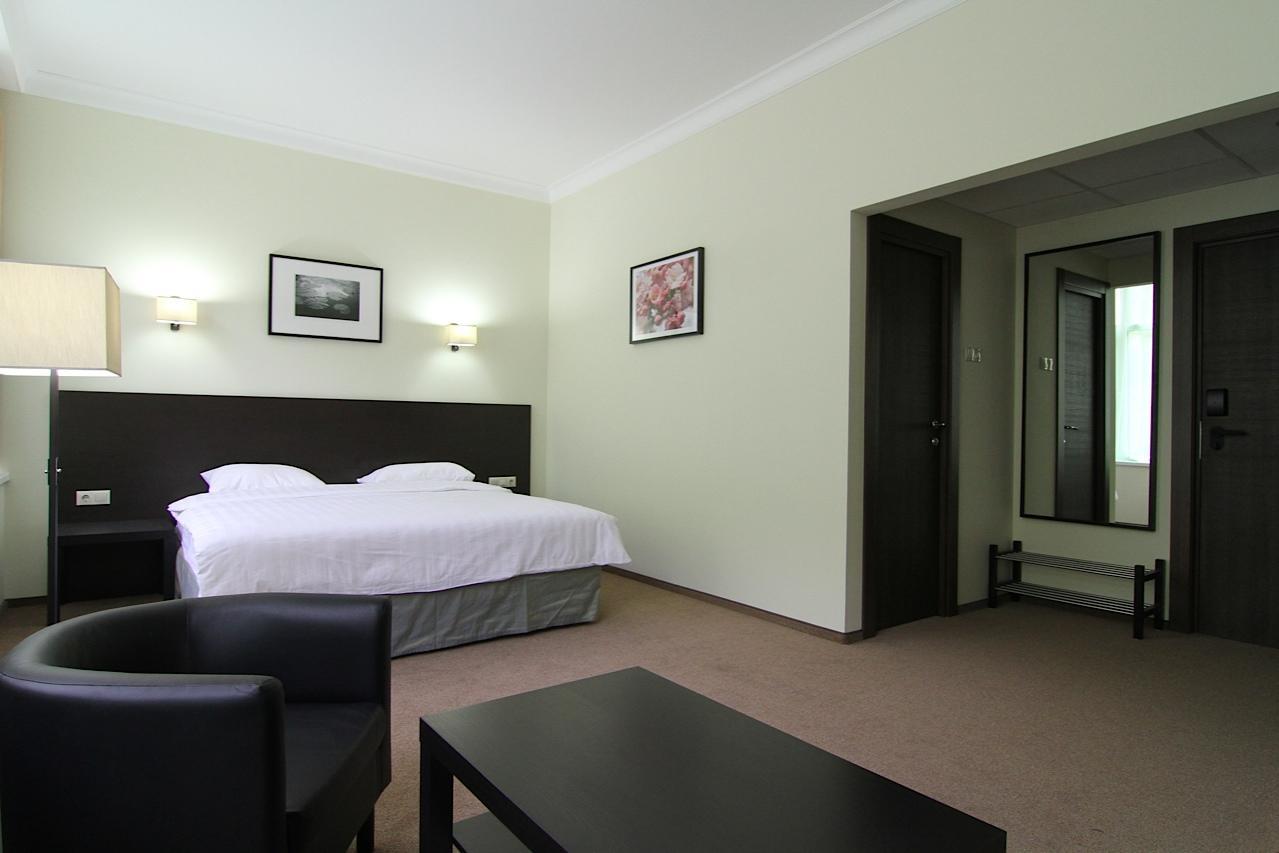 Hotel Continent Gagra Dış mekan fotoğraf