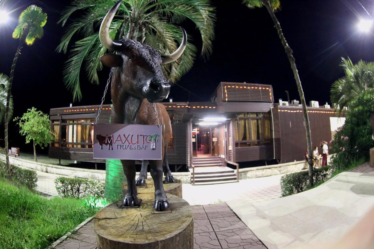 Hotel Continent Gagra Dış mekan fotoğraf