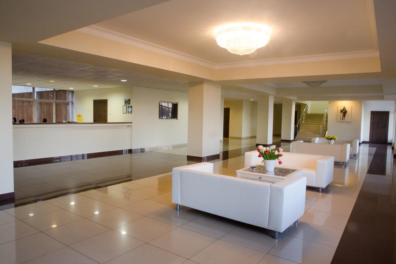 Hotel Continent Gagra Dış mekan fotoğraf